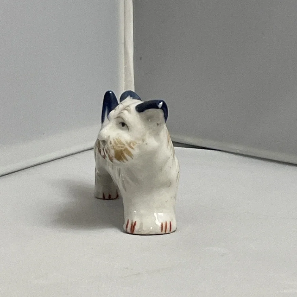 Vintage Terrier Dog Porcelain Ceramic Figurine‎ Trinket Made in Occupied Japan